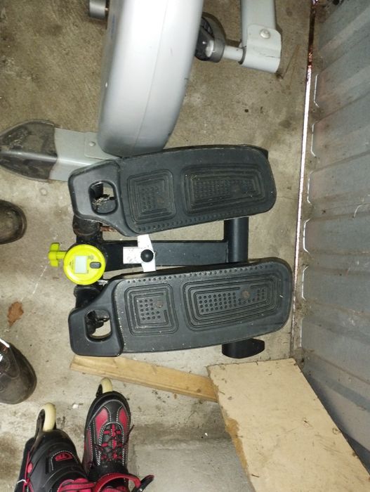 Steper z wyświetlaczem