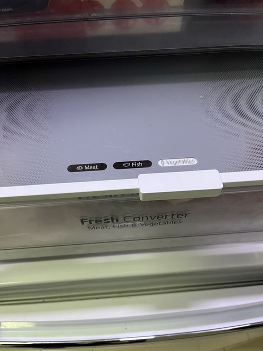 Frigorífico Combinado LG GBB61SWGFN — No Frost