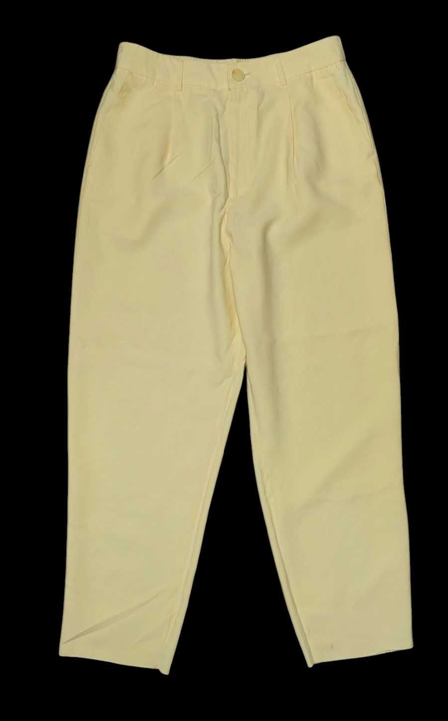 Żółte spodnie z wiskozy STRADIVARIUS, R. XL