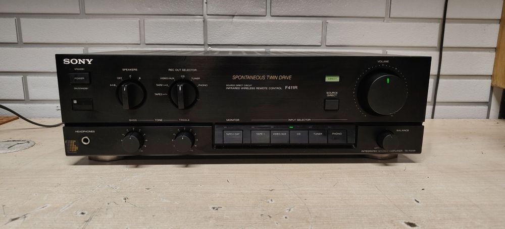 Wzmacniacz stereo SONY TA-F411R. Japan