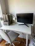 Secretaria ikea com tampo + pernas ajustaveis