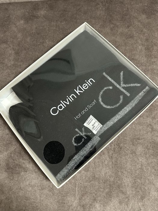 Подарунковий набір шапка шарф Calvin klein чорна сіра оригінал США