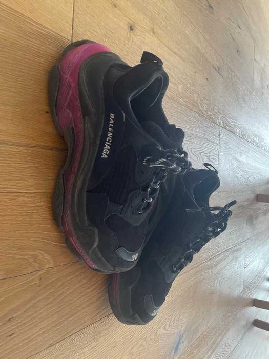 Balenciaga Triple S black and pink + xtra pair of laces