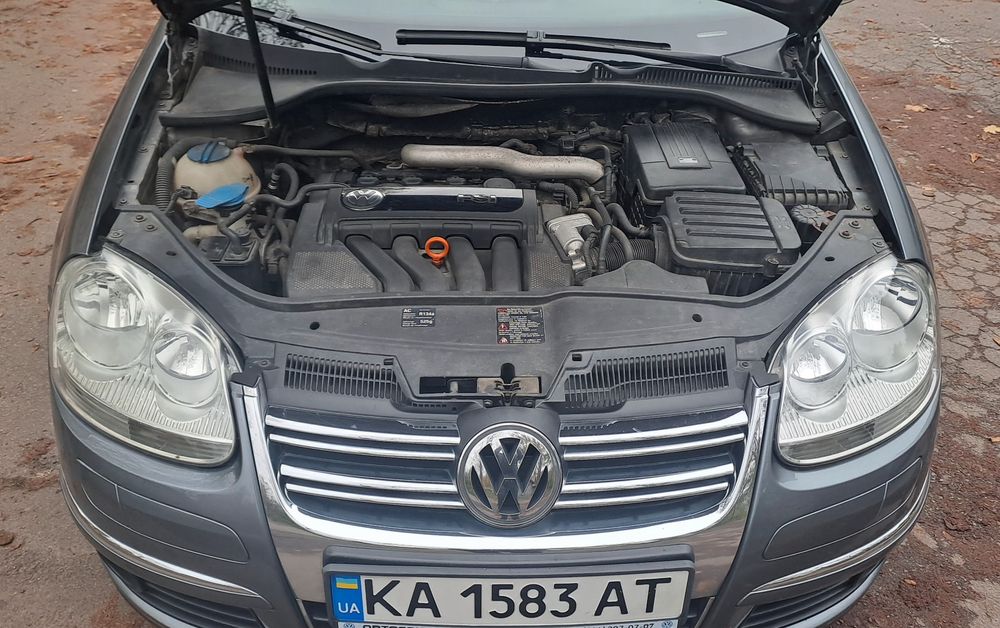 Продам Фольксваген Джета 2006 рік 2.0 FSI
