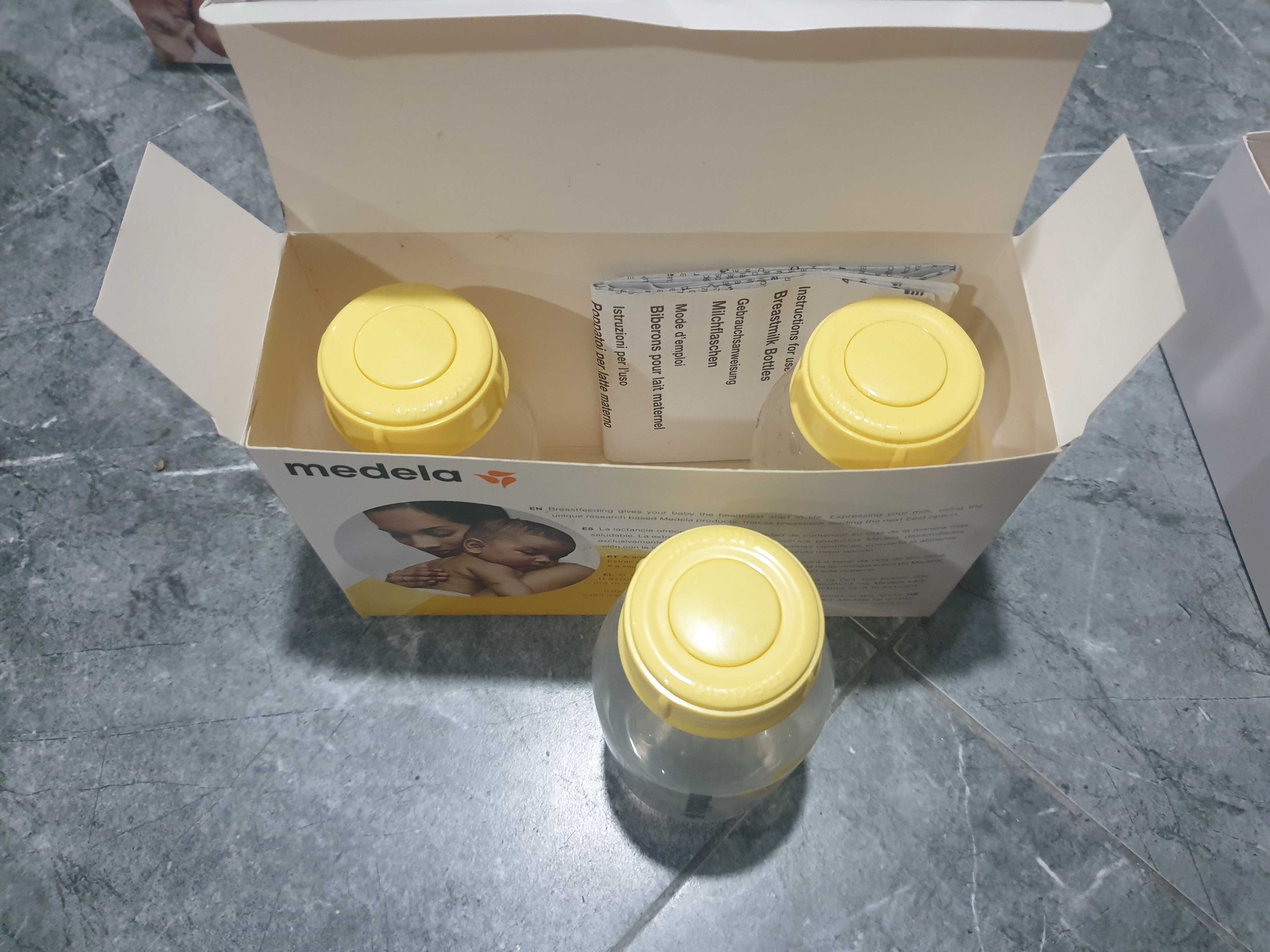 Bomba manual tira leite Medela com oferta