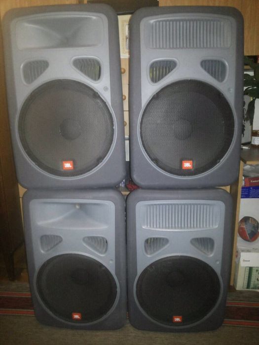 JBL EON PowerSub Powered Speaker (США)