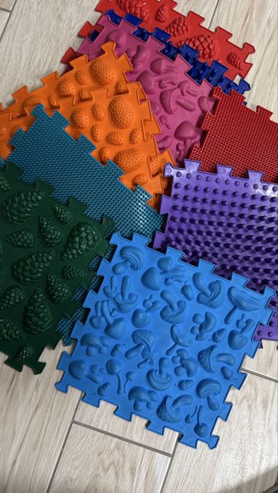 Килимки масажні Ортек 10шт б/в