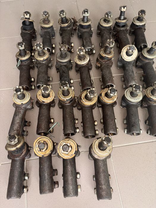 Продам праві наконечніки зіл 131 газ 66 нові