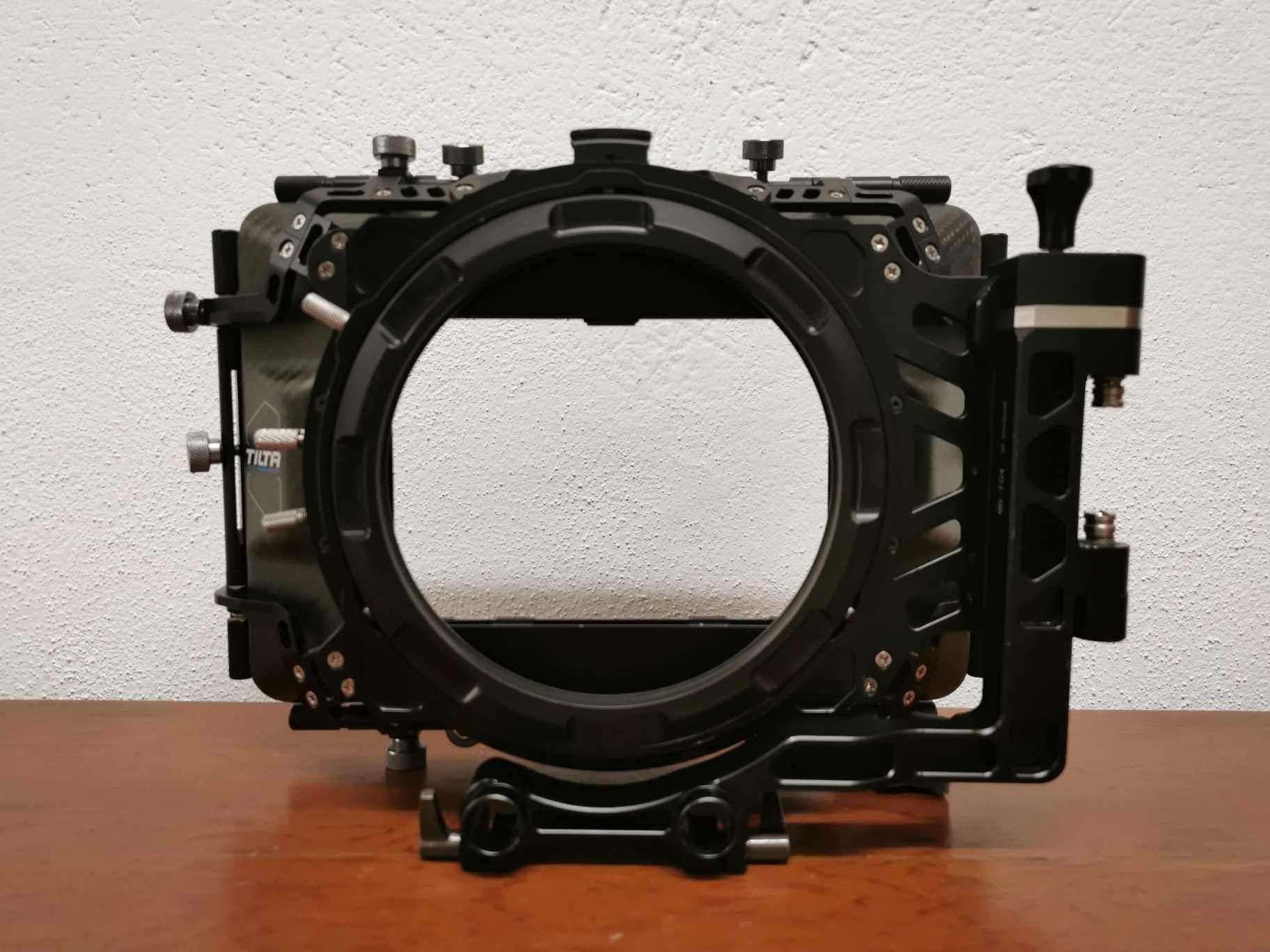 Компендіум Tilta MB-T04 4*5.65 Lightweight Carbon Fiber Matte Box