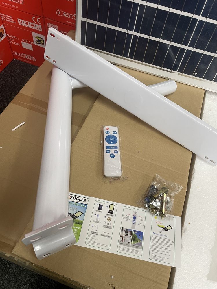 Lampa Solarna PREMIUM Uliczna VÖGLER GmBh wersja 2500 W, latarnia