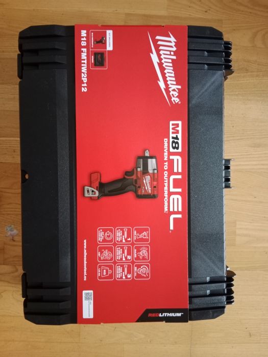 Klucz udarowy 889 Nm Milwaukee M18 FMTIW2P12