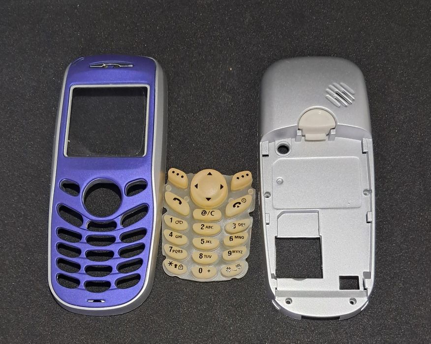 Nowa obudowa do telefonu Samsung X100.