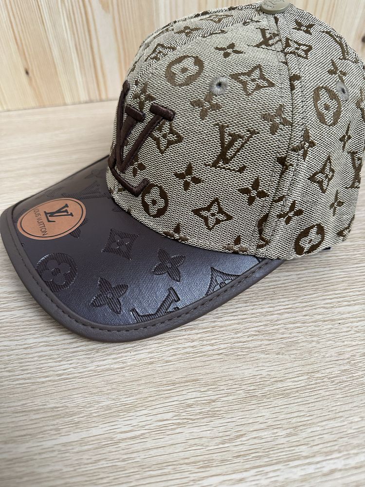 Bone Louis Vuitton castanho