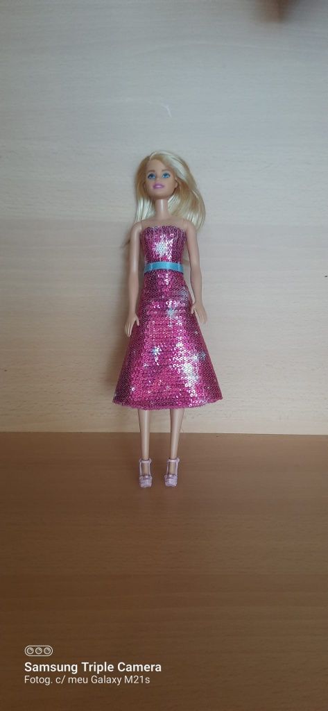 Bonecas  Barbie (a partir de 10€)