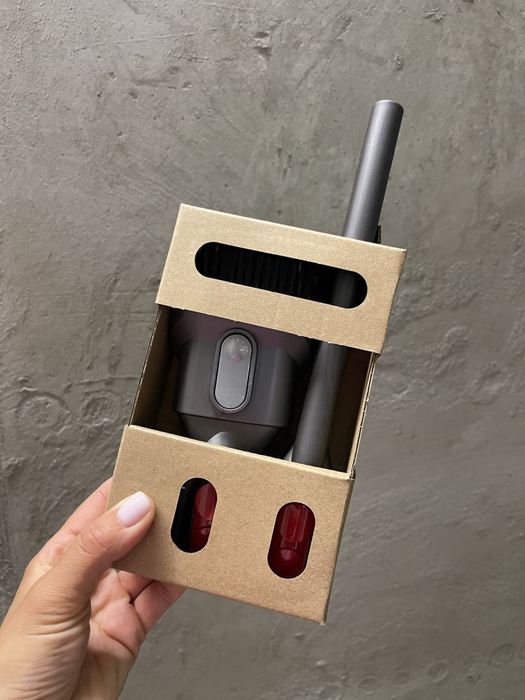 Końcówka combi i końcówka szczelinowa Dyson v15