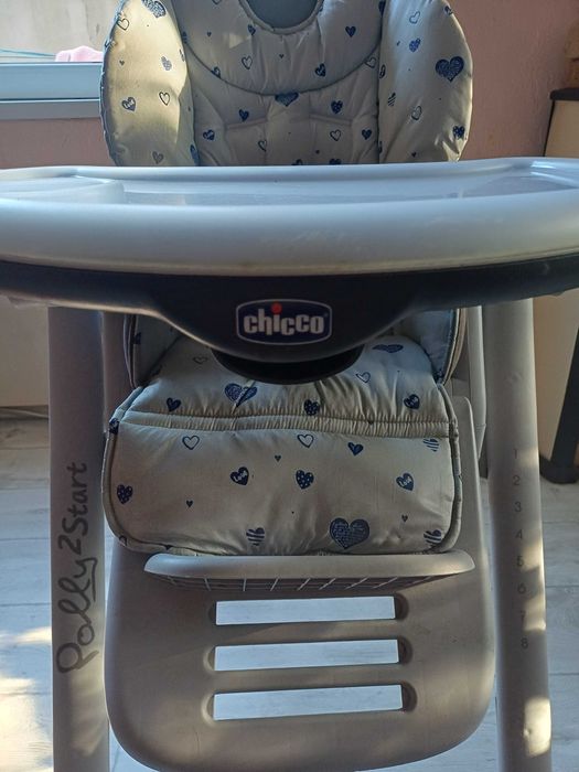 Продам стілець для годування Chicco