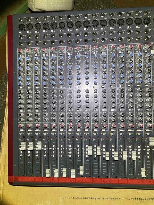 Zeck pd 8-12 активний мікшерний пульт 2-450 не soundcraft. Allen heath