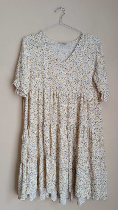 Krótka sukienka na lato 36 Pigalle