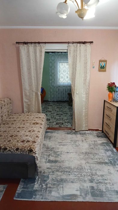 Будинок в селі Бистрик з документами