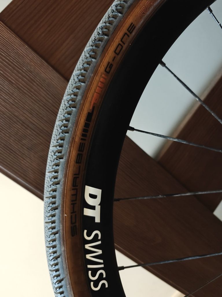 Koła DT Swiss er 1600 spline z oponami