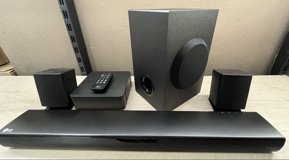LG SQC4R 4.1 420Вт – потужний саундбар з сабвуфером