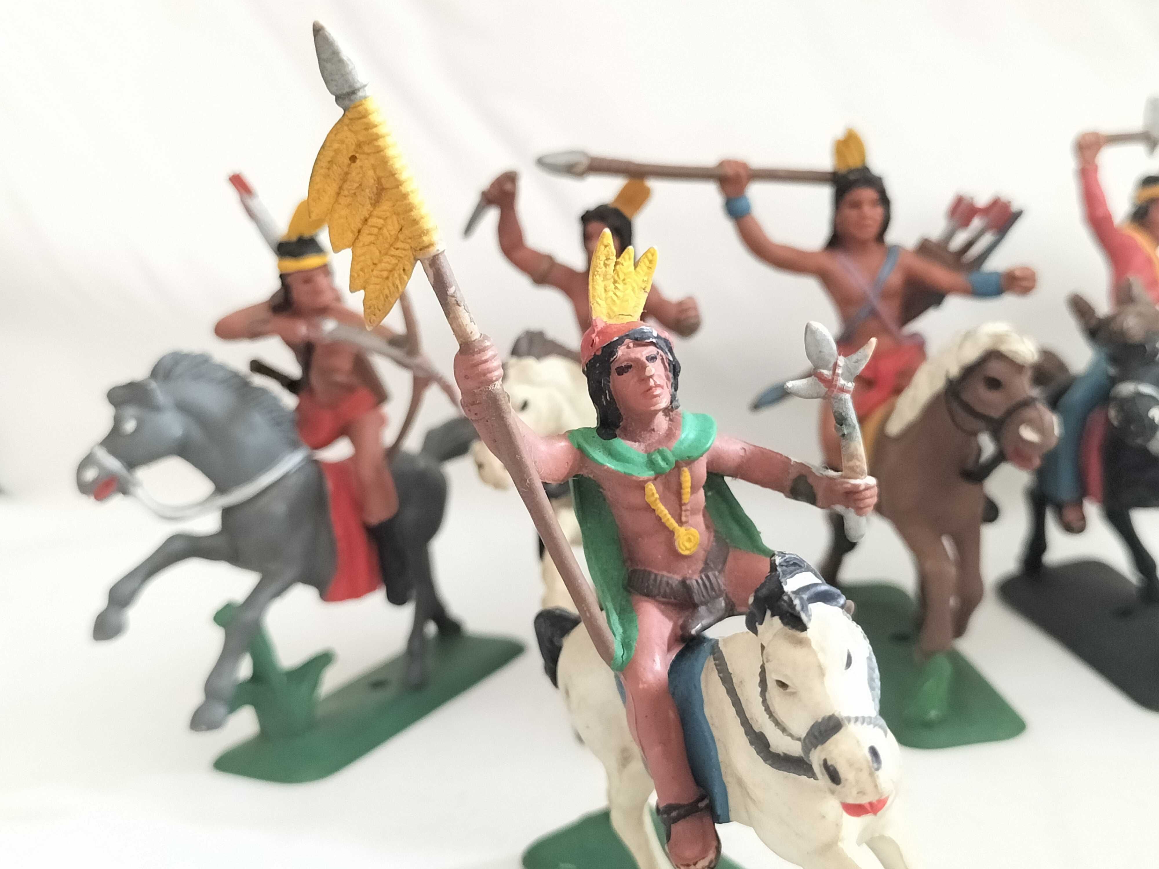 Índios a Cavalo - GULLIVER / DISVENDA