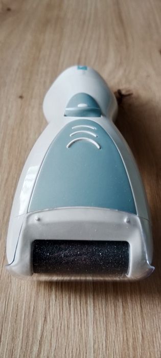 Nowa elektryczna tarka do nóg AVON