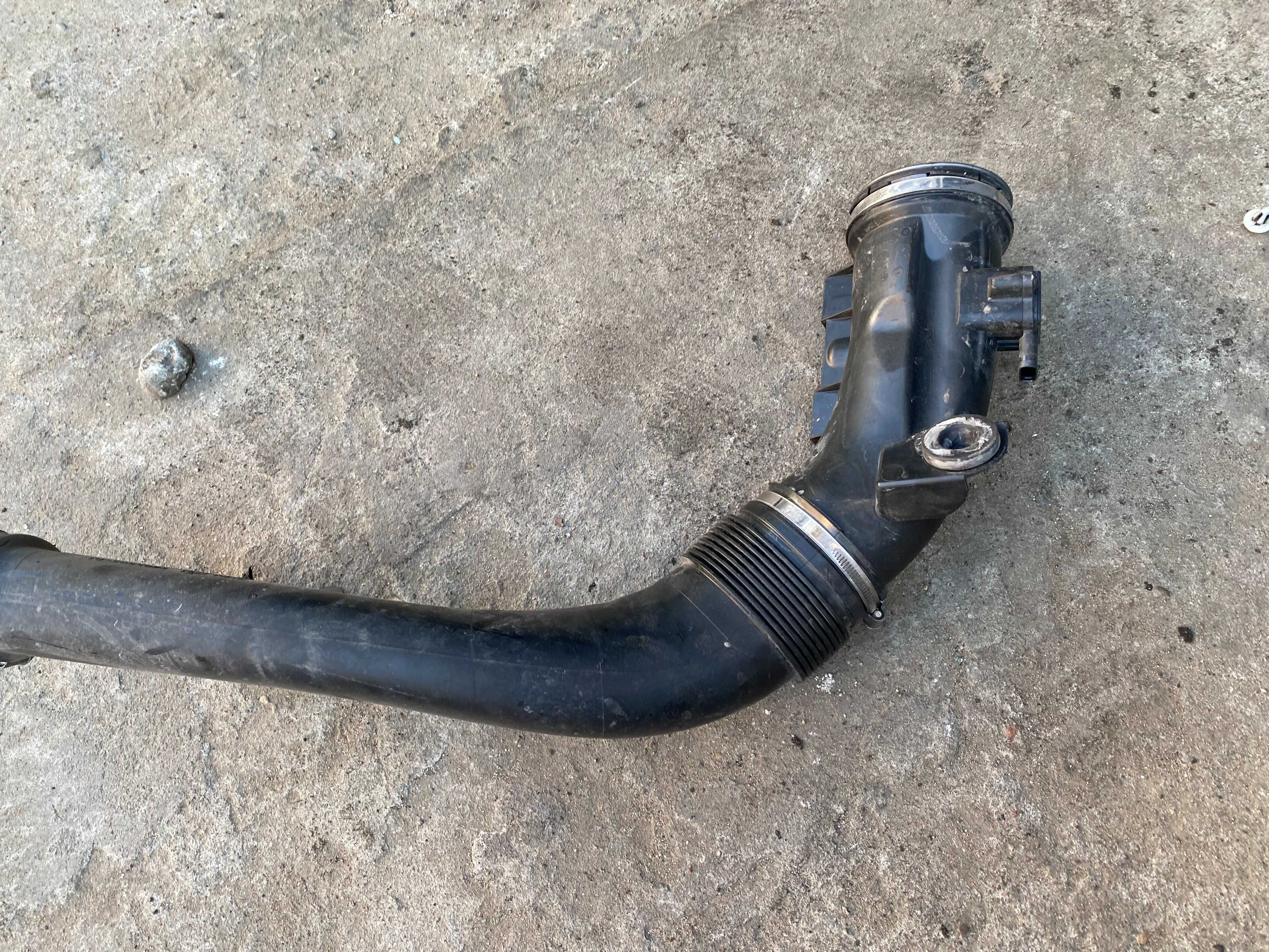 Rura Wąż Powietrza Kanał Bmw E70 F15 X5 X6 F25 X3 F26 F01 F12 3.5i N55