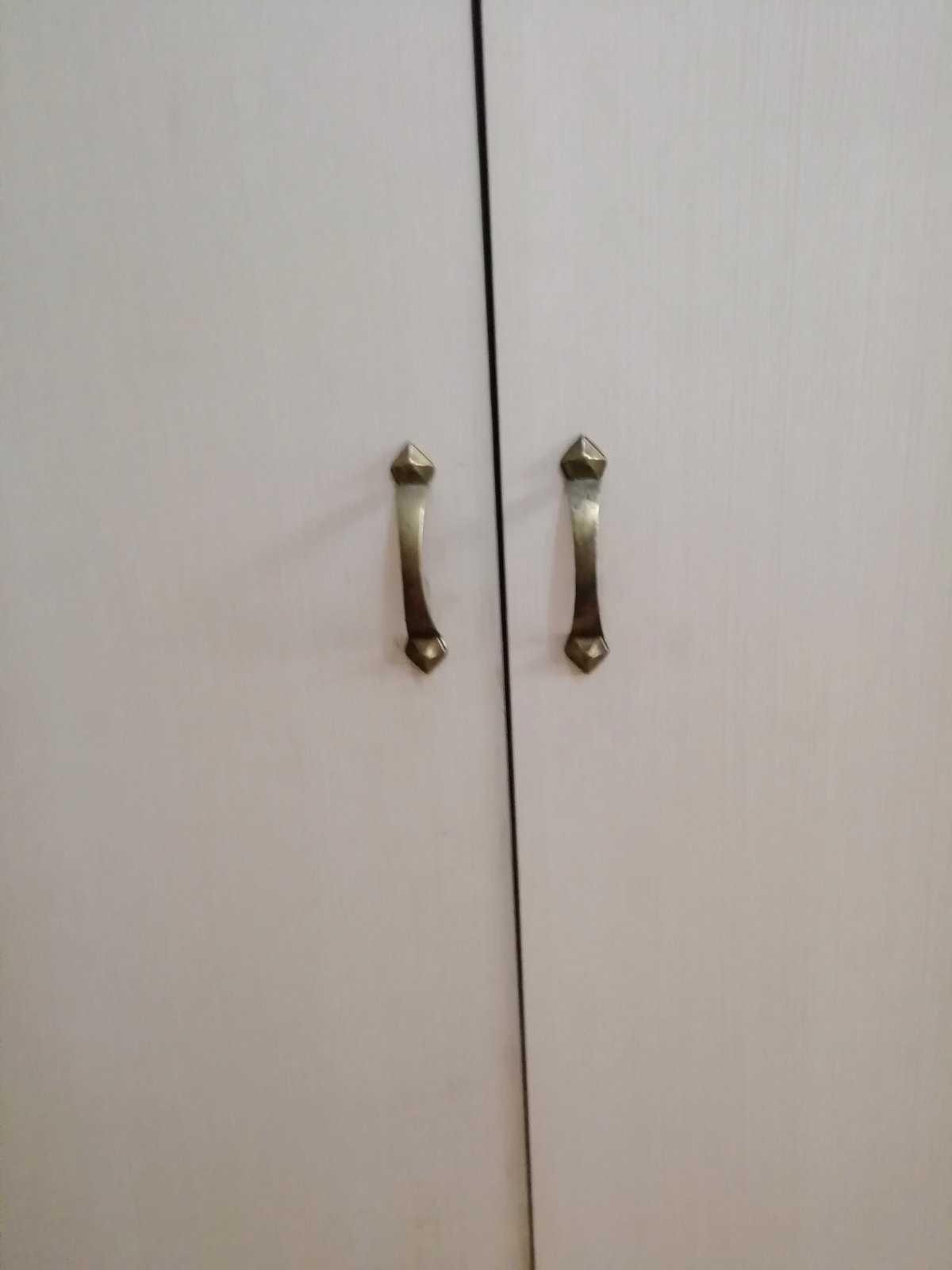 Дверки фасадные от шкафчика