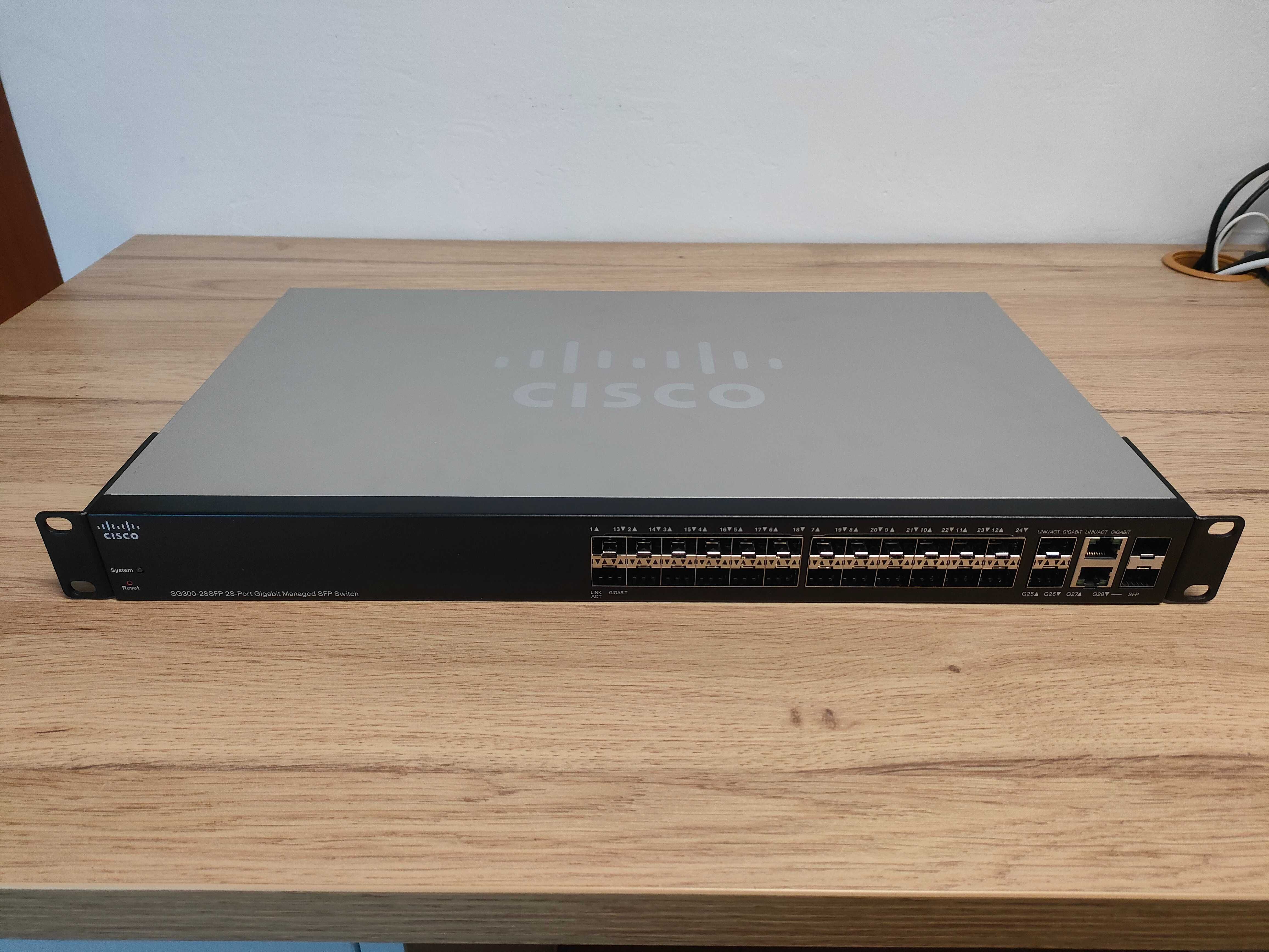 Switch CISCO SG300-28SFP