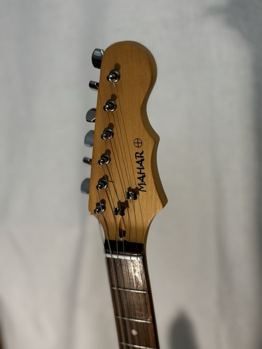 gitara elektryczna stratocaster mahar zebra najprawdopodnniej dąb