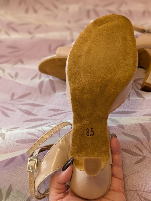 Босоніжки для танців нові!