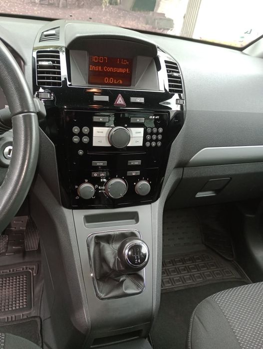 Продам Опель зафіра В