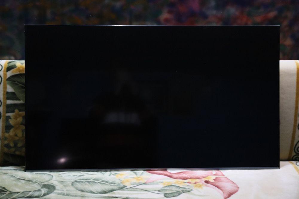 Samsung  UE 55KU6459U     55  дюймов