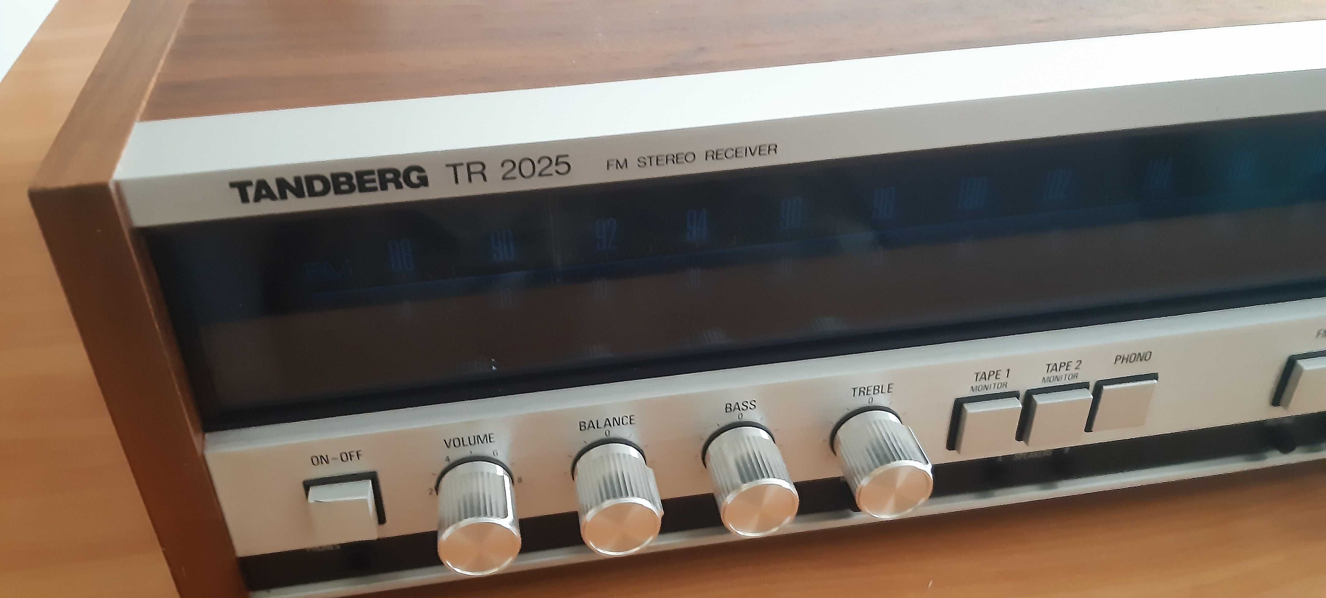 Tandberg TR 2025 - Amplituner stereofoniczny