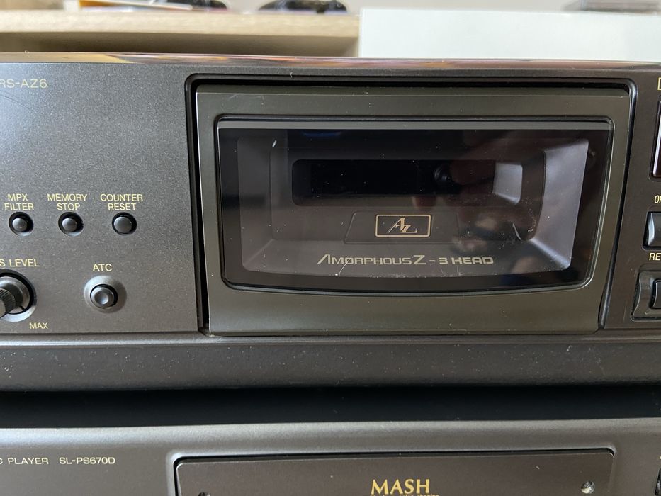 Magnetofon technics RS-AZ6