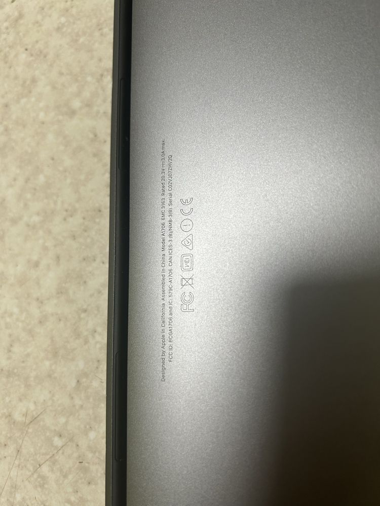 Macbook Pro 13 i7 16GB 1TB A1706 Touchbar