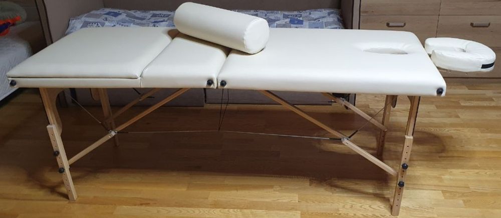 Масажний 3-х секційний стол