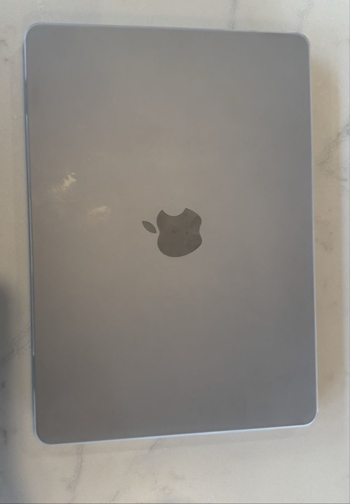MacBook Air 13,6 polegadas, processador M3, 2024