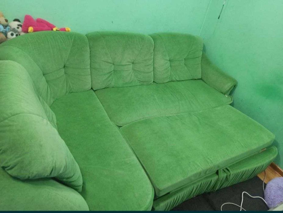 Кутовий диван б/у