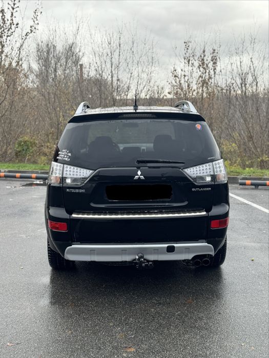 Mitsubishi Outlander XL 2.0d 2008 авто для ЗСУ