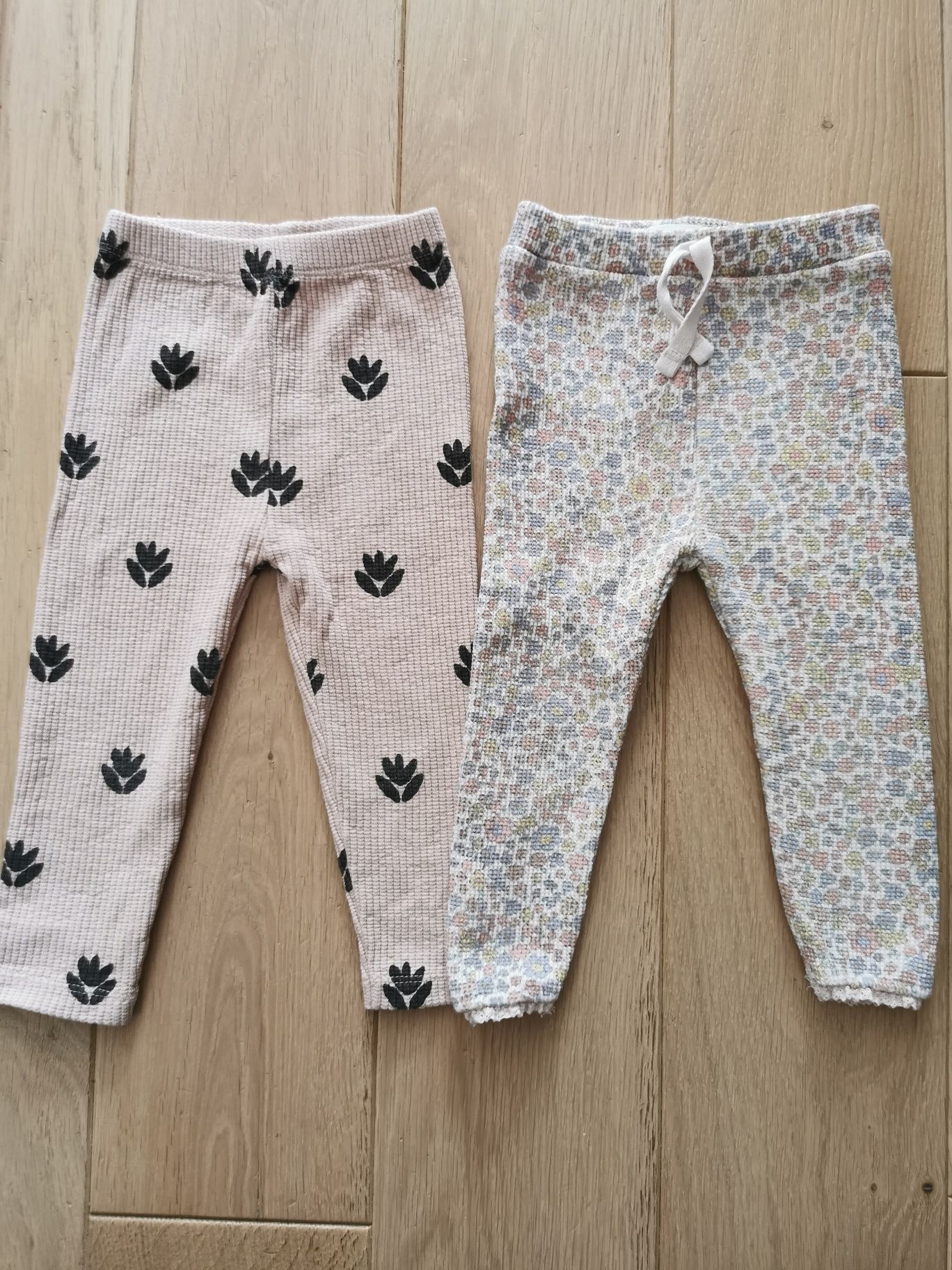 Legginsy Zara 86 kwiatki łączka wafel wafelkowe