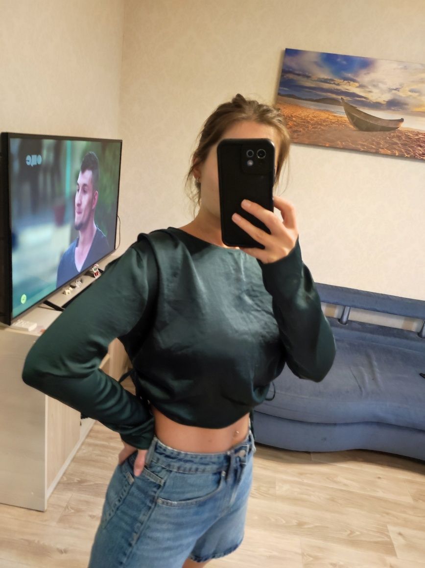Шовкова блуза із рукавами