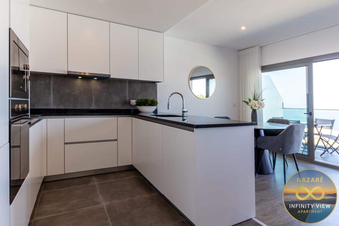 Apartamento T2 c/piscina Nazaré
