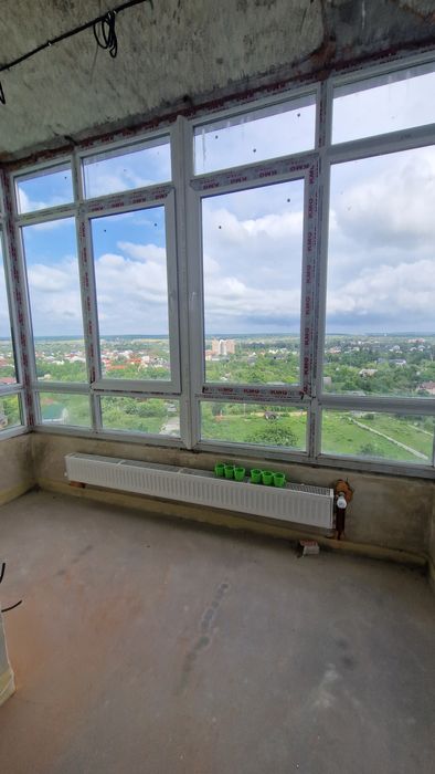 2к з виглядом на озеро в ЖК Міленіум