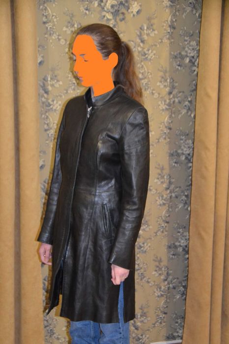 Женский кожаный плащ, детище сумрачного гения османских скорняков.