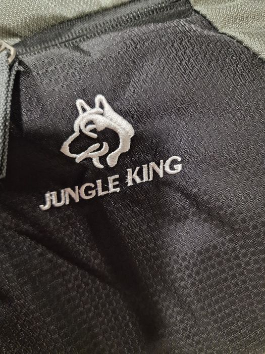 Mochila nova, nunca usada. Jungle king