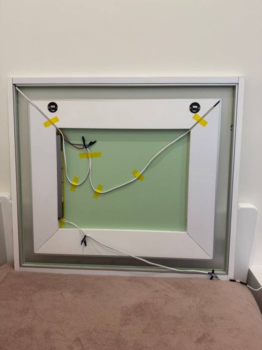 Дзеркало з LED підсвіткою