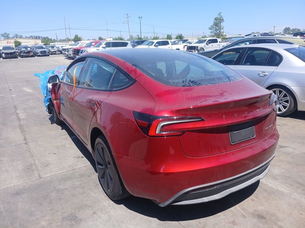 Продам батарею батарея акумулятор Tesla Model 3/Y 82 кВт пробіг 6тис