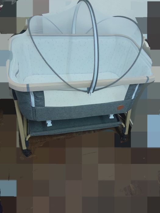 Berço e parque de bebé